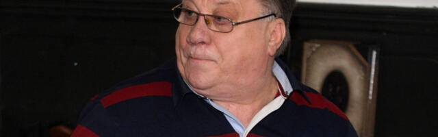 Halid Bešlić bio ludo zaljubljen u našu VODITELJKU, zajedno prošli najgoru noć i jedva izvukli "ŽIVU GLAVU"