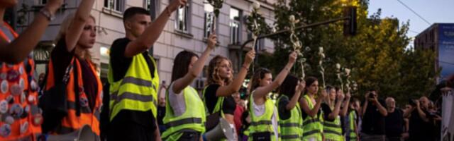 Finansijeri su izdali hitan nalog ideolozima, a oni blokaderima