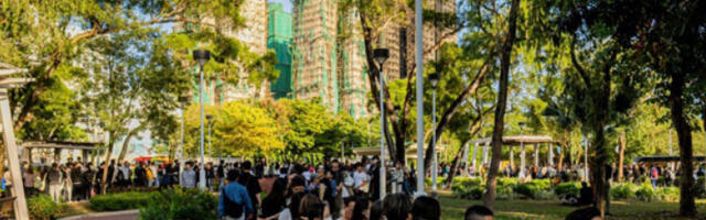 Лидер Хонгконга наредио потпуну истрагу пожара у стамбеном комплексу