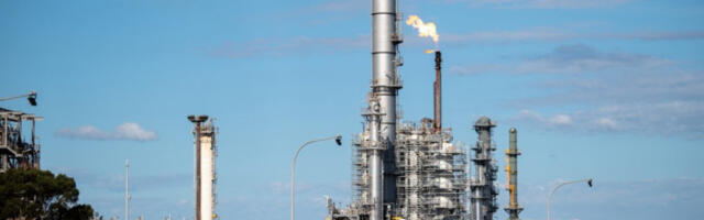 Пожар у кључној рафинерији у Аустралији: могући удар на снабдевање горивом