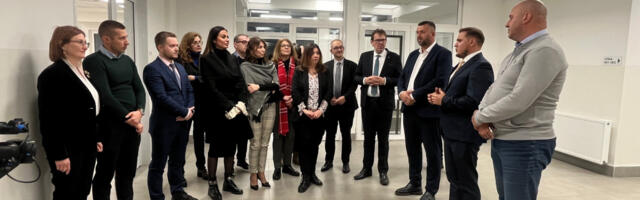 Ministar Žigmanov sa saradnicima obišao Dom učenika Tehničko-poljoprivredne škole u Sjenici