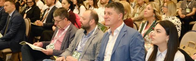 PRO PR KONFERENCIJA U PODGORICI OKUPILA VIŠE OD 220 UČESNIKA