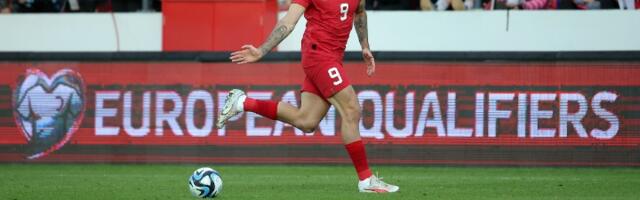 Mitar i Vlahović u špicu, Švedska - Srbija (SASTAVI)