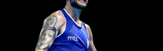 U Titelu u velelepnom dvorištu osvanuo bokserski ring, komšije ih tek sad ogovaraju