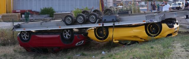 Kod Preljine se prevrnuo kamion sa prikolicom, “ferari“ i “mercedes“ završili u kanalu