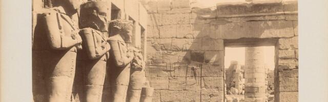 Arheolozi otkrili stelu staru 2.000 godina: Rimski imperator prikazan kao faraon pred egipatskim bogovima