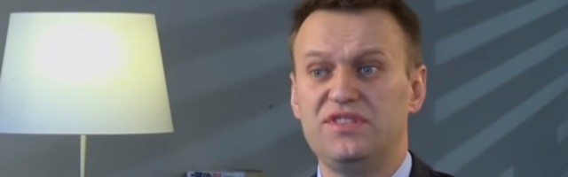 FILMSKO HAPŠENJE: Policija NAVALJNIJA uhapsila na aerodromu!