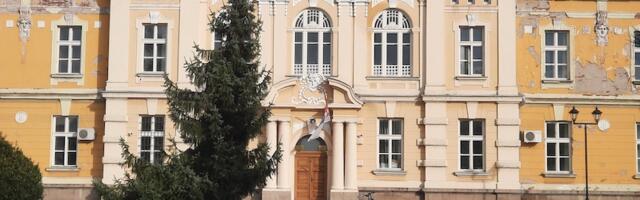 Prokuplje sklopilo ugovor za obezbeđenje vredan skoro 130.000 evra bez javne nabavke