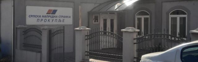 Naprednjaci u ime građana pozvali sami sebe na okupljanje, a funkcineri im pomogli da se sete