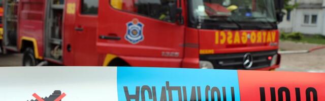 Saslušana žena koja se sumnjiči da je zapalila vrata crkve u Novom Sadu: Naloženo psihijatrijsko veštačenje