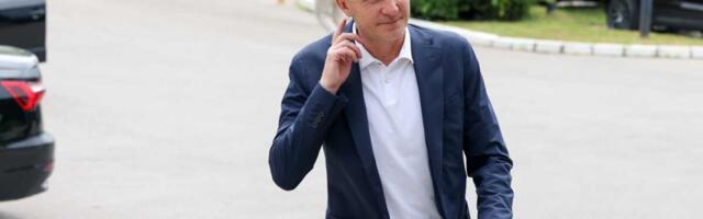 SAŠA ILIĆ SE VRATIO U HUMSKU! Crno-beli predstavljaju novog trenera! Pratite uživo promociju na stadionu Partizana