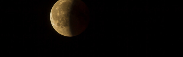 POMRAČENJE MESECA je 26. maja: Nastaće prava astrološka pometnja