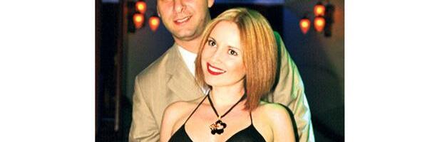 OVAKO DANAS IZGLEDA BIVŠI MUŽ MAJE NIKOLIĆ: Isplivala slika, u ruci drži 300.000, a zaradio ih na RTS-u