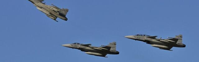 Zelenski: Ukrajina očekuje 150 aviona Gripen i 100 aviona Rafal