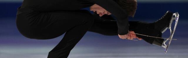 Emotivan nastup olimpijca posvećen stradalim roditeljima: Maksim ispunio zajednički san i porukom rasplakao ledenu dvoranu