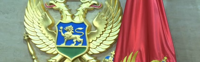 U Podgorici osvanuli plakati sa pretećim porukama (FOTO)