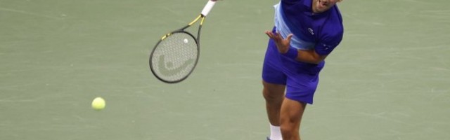 /UŽIVO/ Novak opet prokockao brejk šansu, Kei odoleva napadima Srbina!