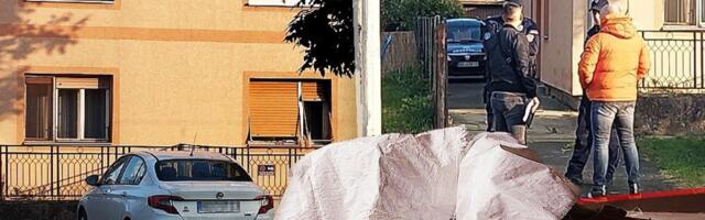 Trčao go ulicom, vezivao majku, pa joj odrubio glavu testerom! Svi detalji ubistva u Novom Sadu (FOTO/VIDEO)