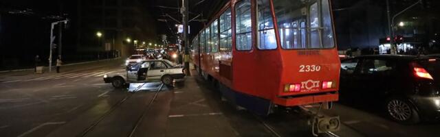 Sudar dva tramvaja u Bulevaru, ima povređenih