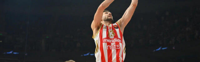 DUPLO SLAVLJE U ARENI Zvezda "samlela" Asvel, Ognjen Dobrić obeležio veliki jubilej u crveno-belom dresu