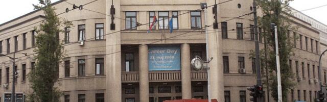 U Beogradu prostest sudija, tužioca, advokata i građana na protestu zbog političkih pritisaka