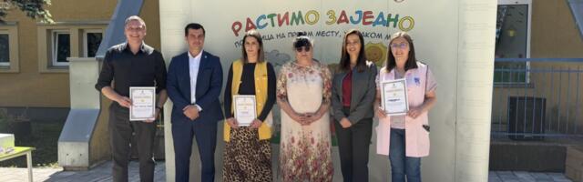 "Ulaganje u decu, obrazovanje i porodicu je ulaganje u demografski razvoj": Karavan "Rastimo zajedno" stigao u Despotovac FOTO