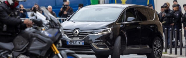 Француска мења правила о употреби оружја: полиција невина док се не докаже супротно