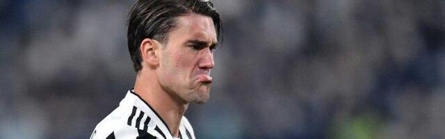 UDARIO NA TRENERA ZBOG SRBINA! Vlahović se muči, Juventus igra loše!