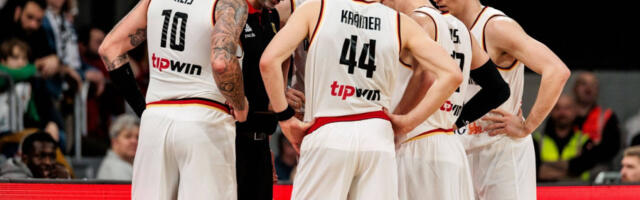 NEMCI NAPADAJU ENGLEZE!