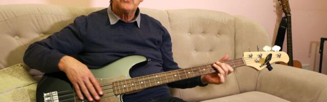 Slobodan je analitičar međunarodne scene, vrsni novinar i TV lice, a diše kroz note: Sa 75 leta ima svoj bend!