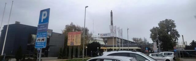 Reporterka Danasa u Pančevu nakon najave zaustavljanja Rafinerije: „Ovu zavrzlamu ni Bog otac ne može da nam objasni“