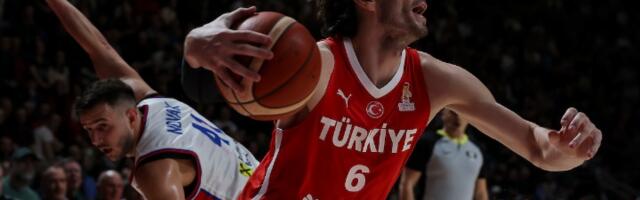 Osman se obratio na srpskom: Pomenuo publiku i Alimpijevića