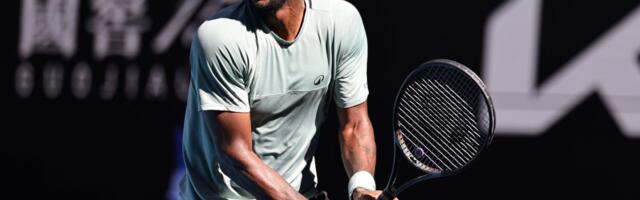 GODINE MU NE MOGU NIŠTA! Monfis ispisao istoriju