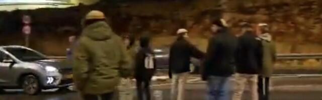 STRAVIČNA OSVETA NAD PALESTINCIMA: Izraelski doseljenici SPALJIVALI kuće i vozila na Zapadnoj obali, objavljeni zastrašujući snimci BESA i MRŽNJE (VIDEO)