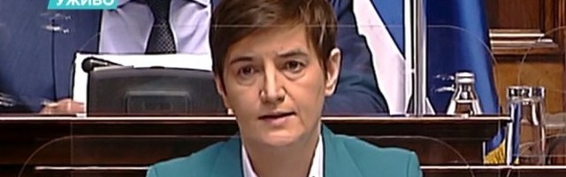 /UŽIVO/ POSLANICI O PROMENI USTAVA, prisustvuje i premijerka Brnabić!
