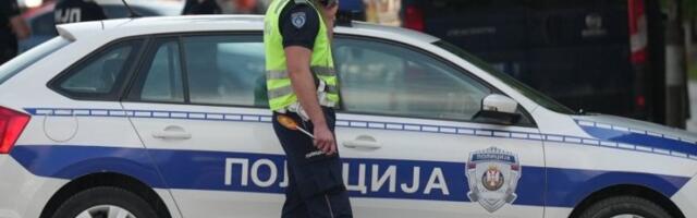 "SVE SEVALO OD VARNICA, NISMO ZNALI KO KOGA UDARA!" Komšije s Karaburme o brutalnom napadu na braću blizance: Mislili smo da neko baca bombe!