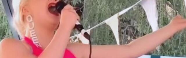 Za 3 života nećete pogoditi čija je ovo SESTRA! Njih dve su kao NEGO I ZEMLJA, stariju svi znate, a mlađa...(VIDEO)