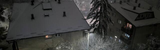 Zabeleo se srpski grad: Veje u najveće, ne vidi se prst pred okom, građani sve snimili