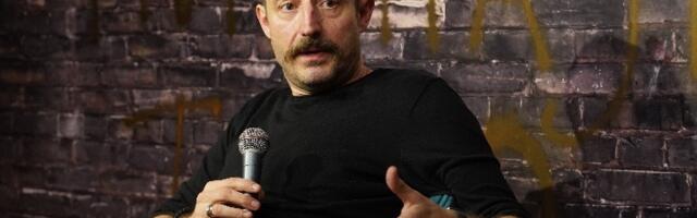 SRPSKA LEPOTICA ugostila Nikolu Đurička za BOŽIĆ u milionskoj vili u Los Anđelesu: A tek kakve SARME mu je spremila (FOTO)