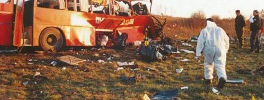 Bombaški napad kod Podujeva mogao je biti sprečen? Srbi krenuli na Zadušnice, pa dignuti u vazduh - 25 godina od stravičnog napada na "Niš ekspres"