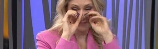 VODITELJKA RTS-A POČELA DA PLAČE USRED EMISIJE: Cela zemlja zastala je na tren zbog onoga što se dogodilo