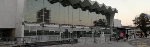 Novi dokazi da je vlast Železničku stanicu u Novom Sadu otvorila pre završetka radova
