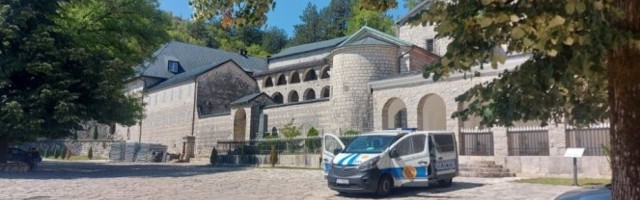 RASPOP MIRAŠ IPAK OTIMA SVETINJU?! Crnogorski mediji tvrde da je odbijen zahtev Mitropolije da Cetinjski manastir postane svojina SPC!