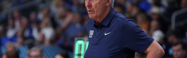 Pešić slavi rođendan: Stigla mu HIT ČESTITKA od košarkaša (VIDEO)