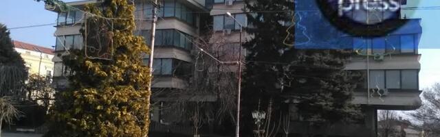 Maskirani razbojnici sa vatrenim oružjem opljačkali vlasnike zlatare u Velikom Trnovcu