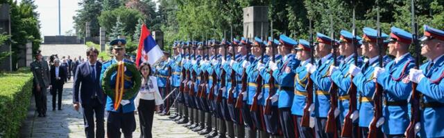 Ministarka odbrane Kraljevine Španije položila venac na Spomenik neznanom junaku na Avali
