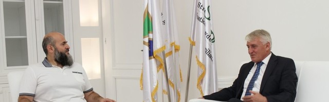 Akademik Zukorlić sa Ragmi Mustafom o mogućoj političkoj saradnji