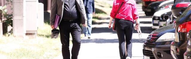 "Besmislene tvrdnje Đukanovića o opoziciji, Šapić se nije vratio u BG ni zbog majskih ubistava"