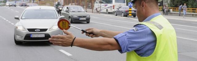 Kad vas zaustave saobraćajci: Odgovor - NE