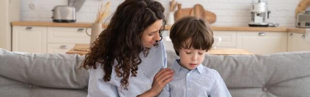 Mnogi roditelji u Srbiji izgovaraju OVU FRAZU, a nisu ni svesni da je NAJOPASNIJA - posledice mogu biti dalekosežne